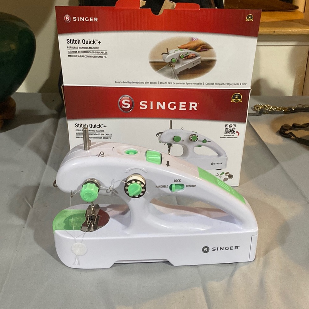 Singer Stitch Quick+ Mini Sewing Machine